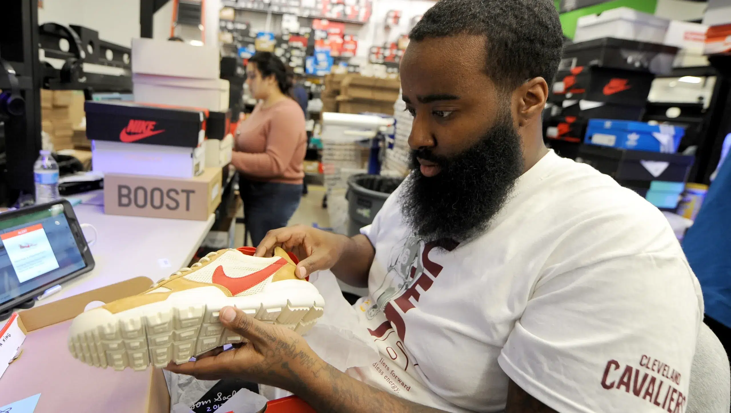 636627907761870986 2018 0327 mo StockX058 scaled